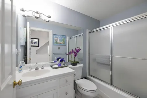 135 Ocean Avenue Kennebunkport ME 04046