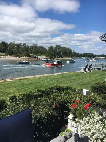135 Ocean Avenue Kennebunkport ME 04046