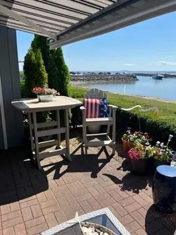 135 Ocean Avenue Kennebunkport ME 04046