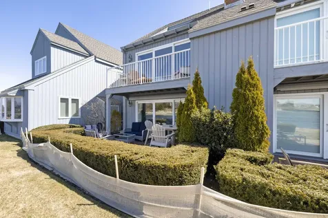 135 Ocean Avenue Kennebunkport ME 04046