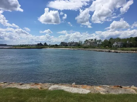 135 Ocean Avenue Kennebunkport ME 04046