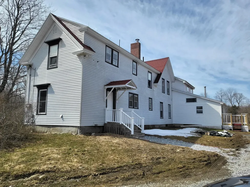 815 Depot Street Waldoboro ME 04572