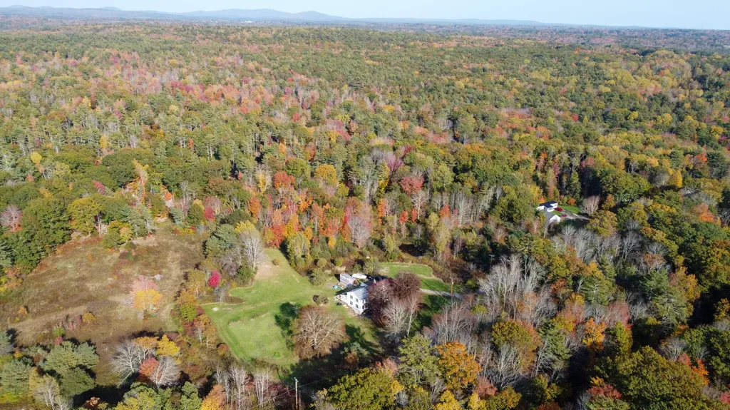 815 Depot Street Waldoboro ME 04572
