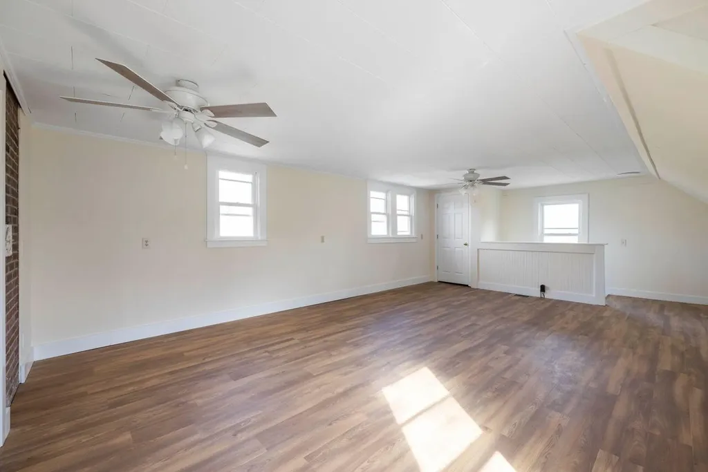 815 Depot Street Waldoboro ME 04572