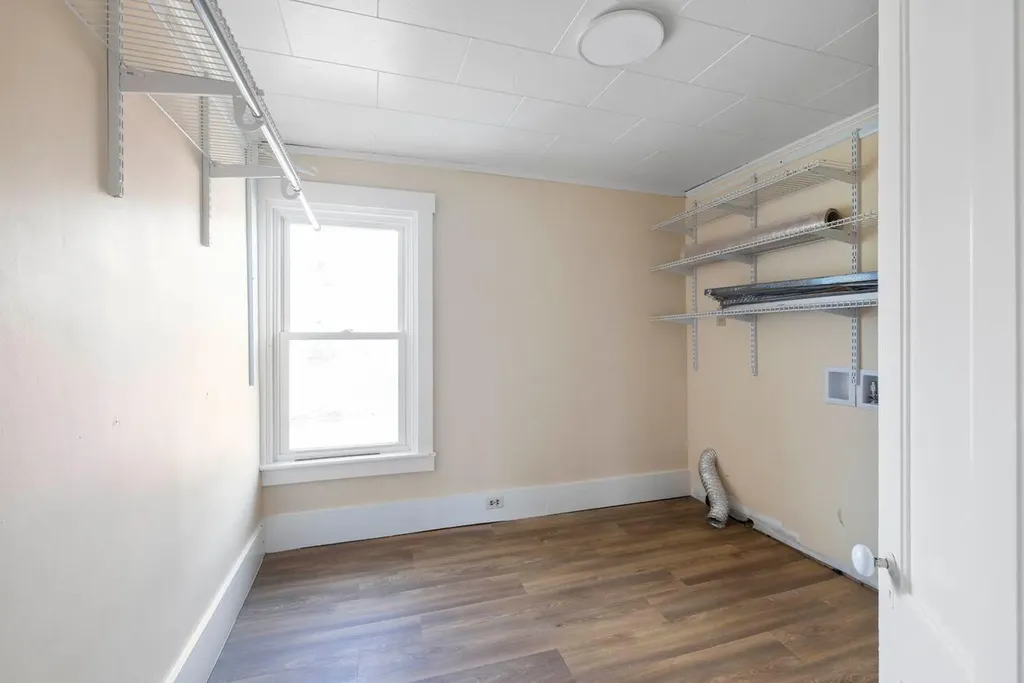 815 Depot Street Waldoboro ME 04572