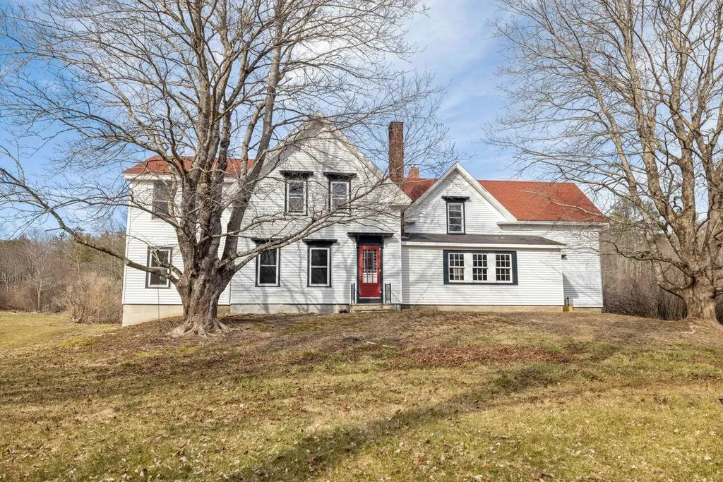 815 Depot Street Waldoboro ME 04572