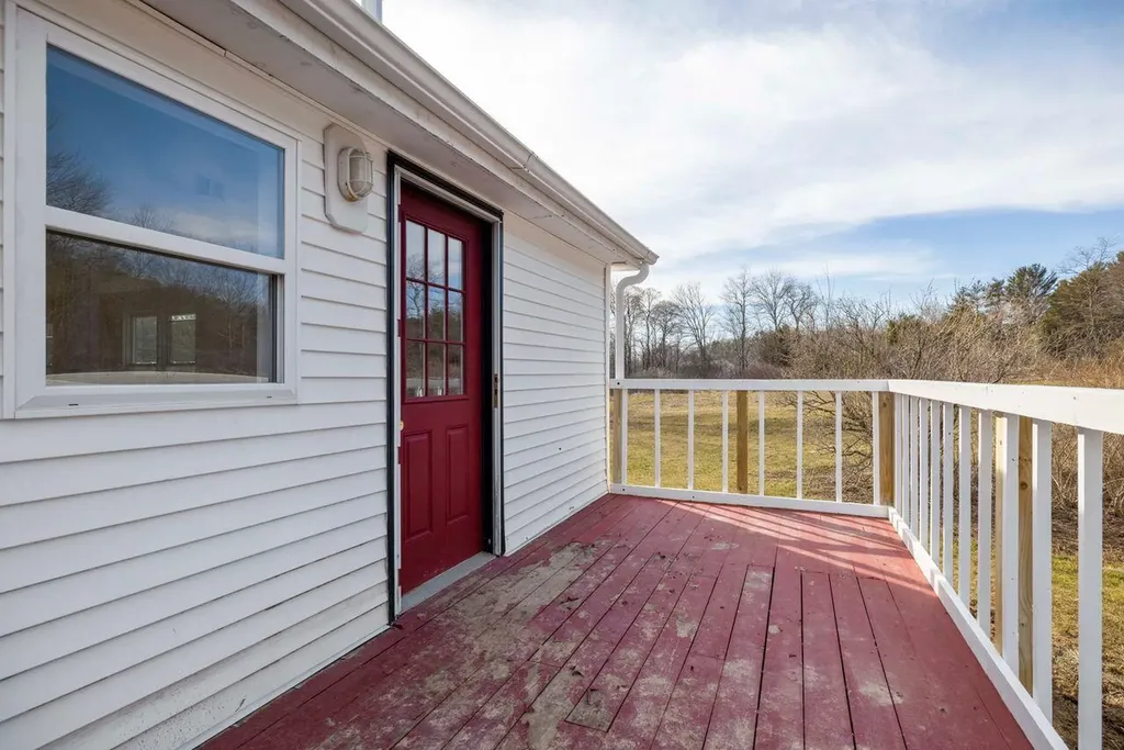 815 Depot Street Waldoboro ME 04572