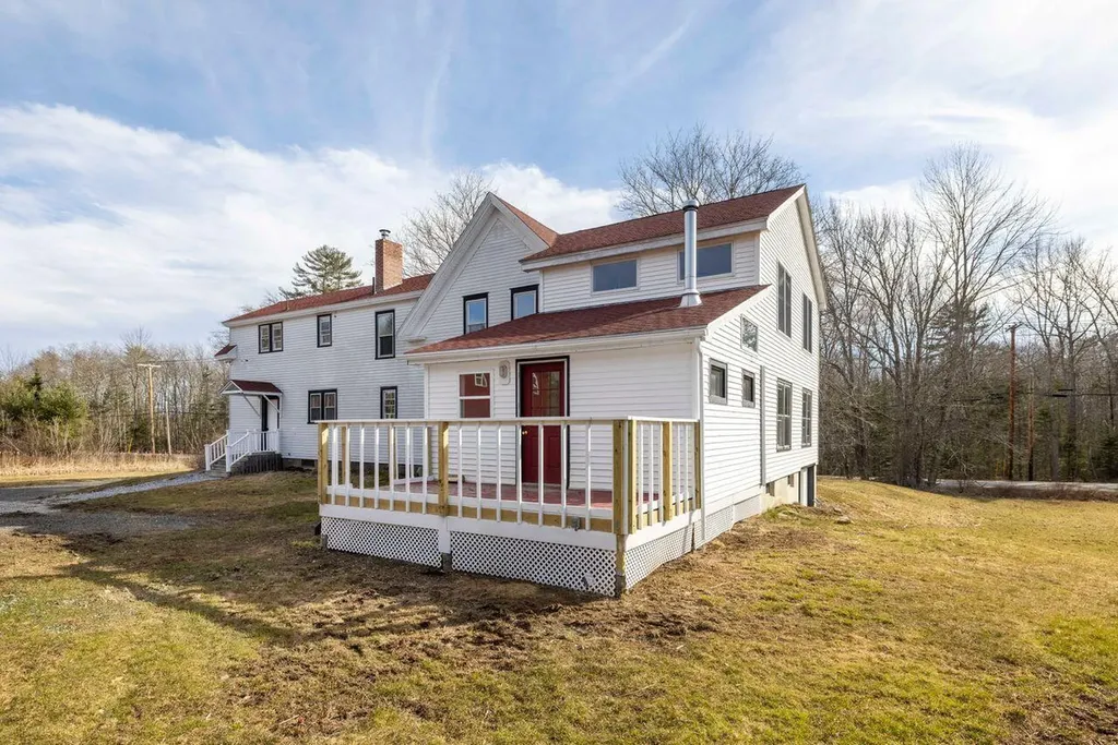 815 Depot Street Waldoboro ME 04572