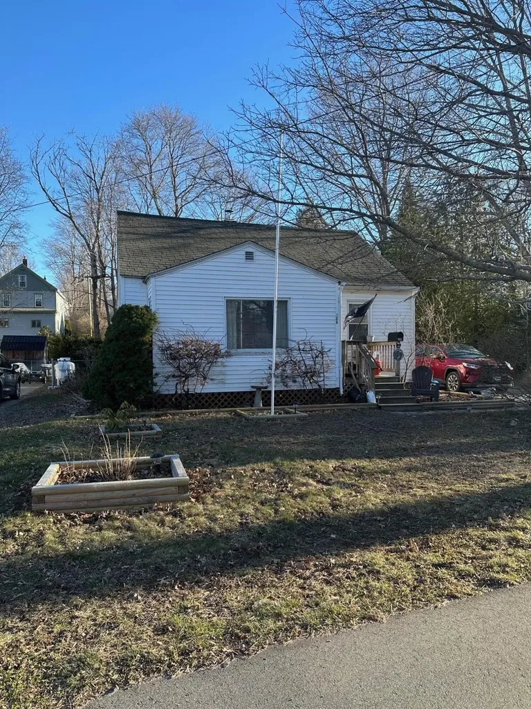 208 North Street Bath ME 04530