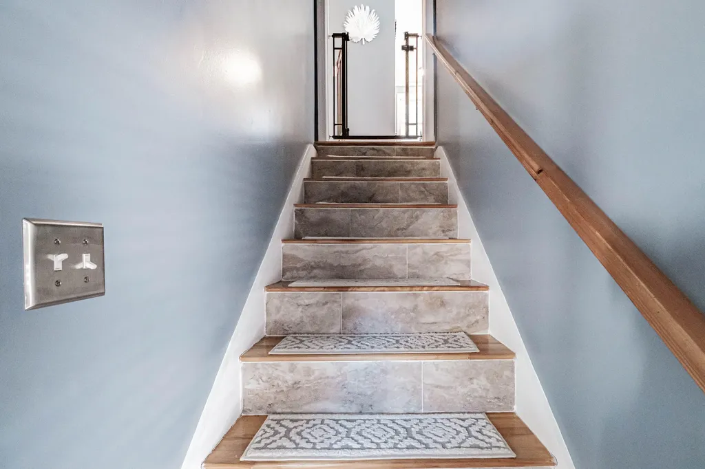 19 Holly Lane Windham ME 04062
