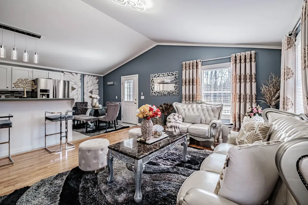 19 Holly Lane Windham ME 04062