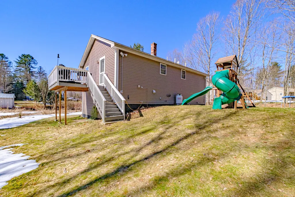 19 Holly Lane Windham ME 04062