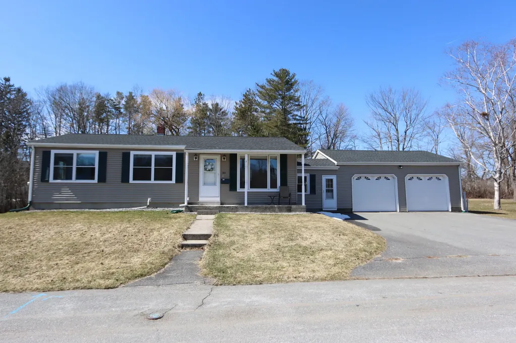 40 William Street Westbrook ME 04092