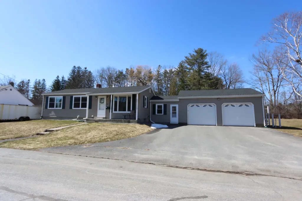 40 William Street Westbrook ME 04092
