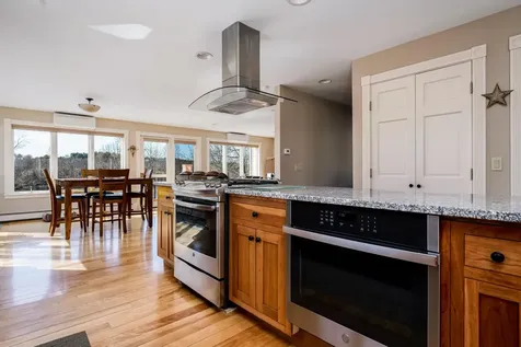 38 Agry Point Road Pittston ME 04345