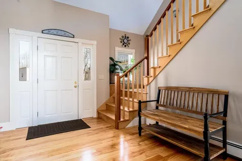 38 Agry Point Road Pittston ME 04345