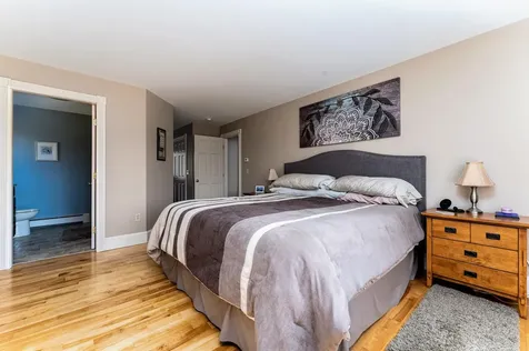 38 Agry Point Road Pittston ME 04345