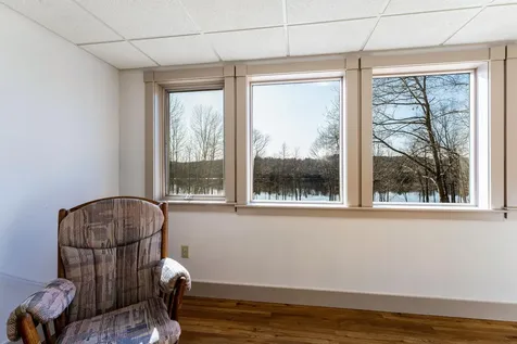 38 Agry Point Road Pittston ME 04345