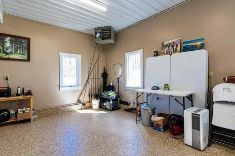 38 Agry Point Road Pittston ME 04345