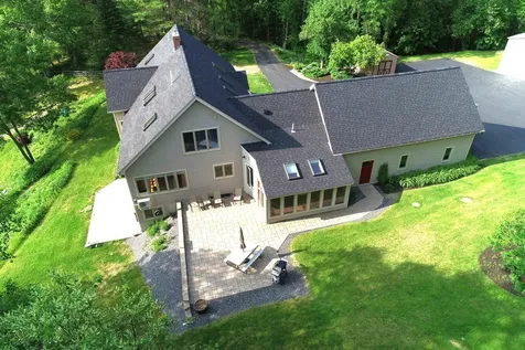 38 Agry Point Road Pittston ME 04345