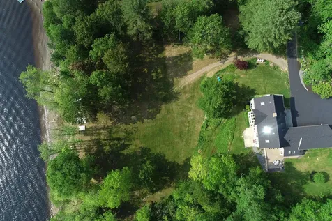38 Agry Point Road Pittston ME 04345