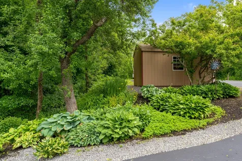 38 Agry Point Road Pittston ME 04345