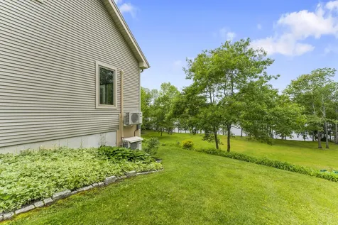 38 Agry Point Road Pittston ME 04345
