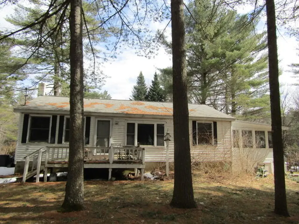 22 Sawtelle Road Lebanon ME 04027