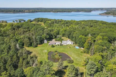 170 Mayo Road Waldoboro ME 04572