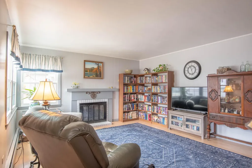 128 Dewitt Avenue Bangor ME 04401
