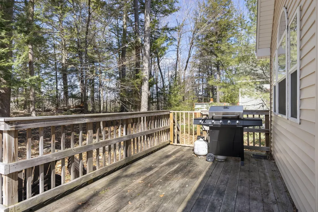 1675 Evergreen Way Casco ME 04015
