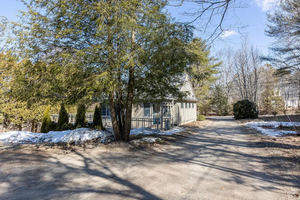 61 Durham Road Brunswick ME 04011