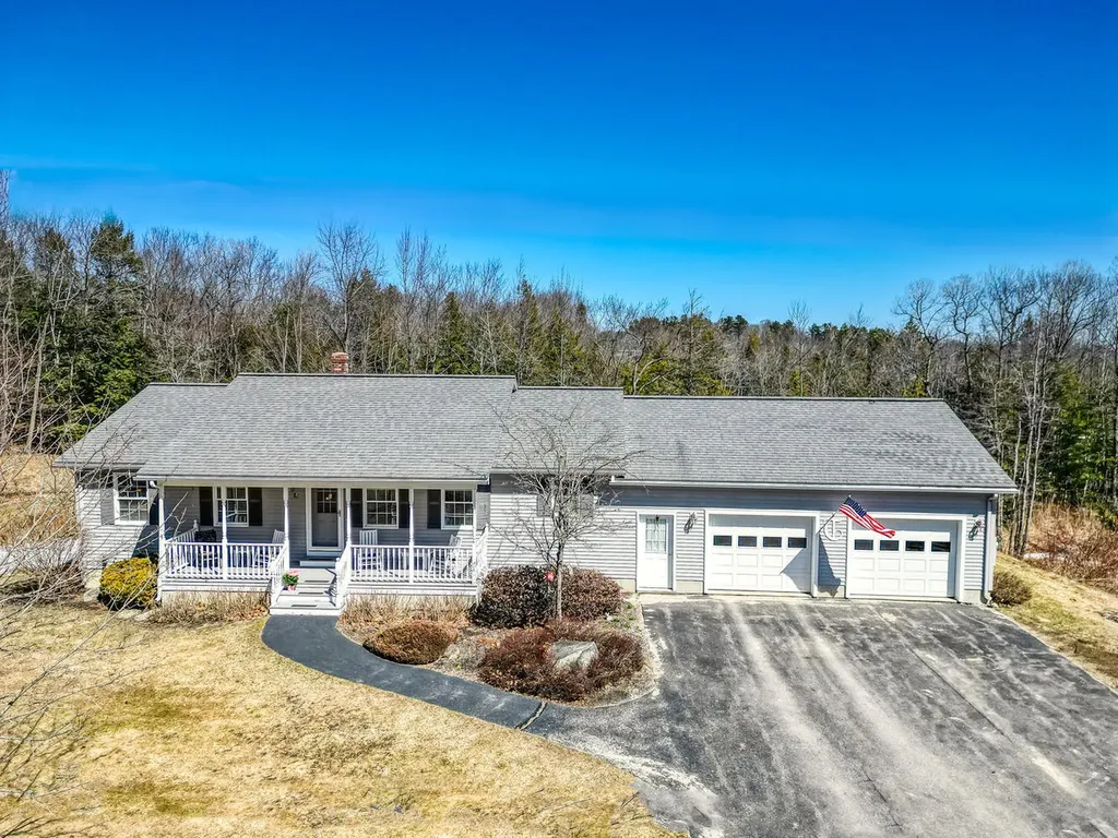 38 Tilbury Park Gardiner ME 04345