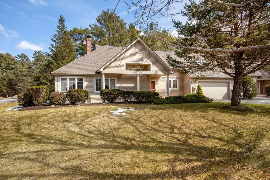 40 Sparwell Lane Brunswick ME 04011