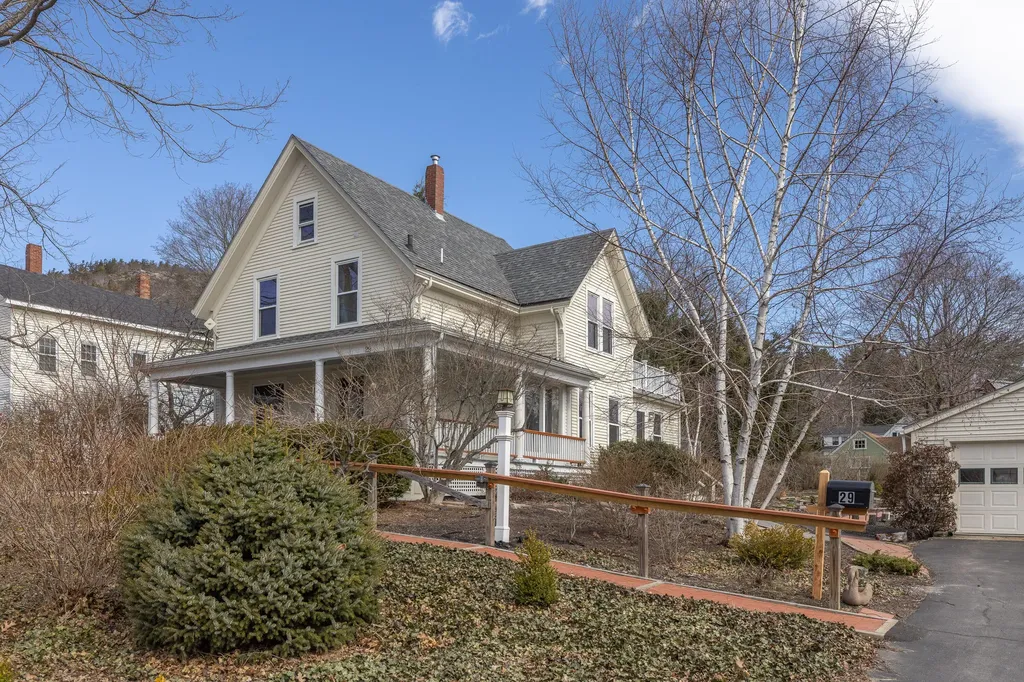 29 Mountain Street Camden ME 04843