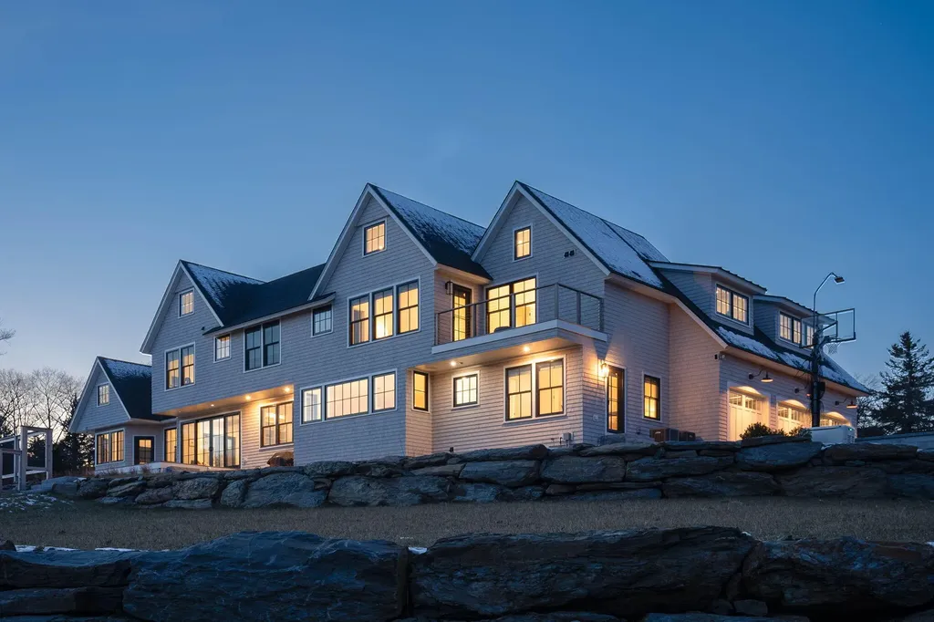 4 Two Lights Terrace Cape Elizabeth ME 04107