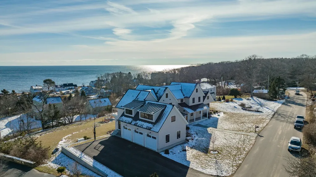 4 Two Lights Terrace Cape Elizabeth ME 04107