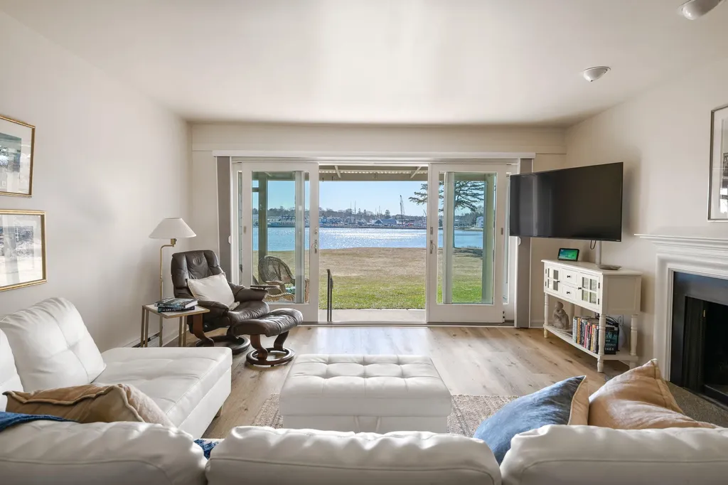 19 Portview Lane Kennebunk ME 04043