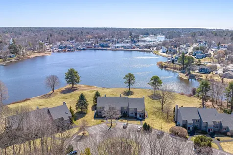 19 Portview Lane Kennebunk ME 04043