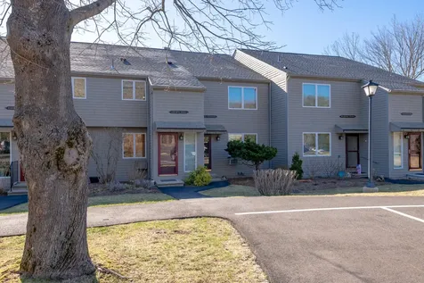 19 Portview Lane Kennebunk ME 04043