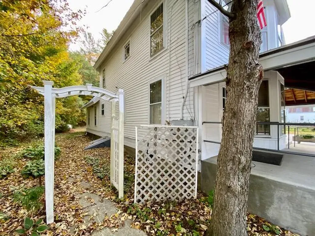 4 Sebago Road Hiram ME 04041