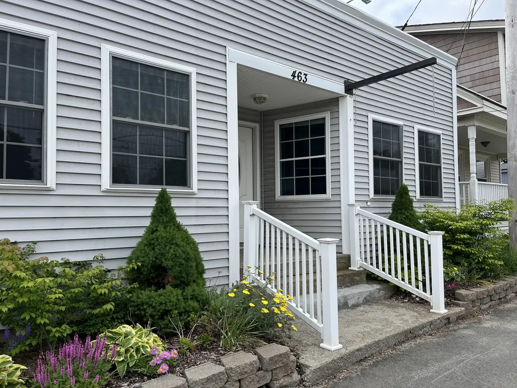 463 Elm Street Biddeford ME 04005
