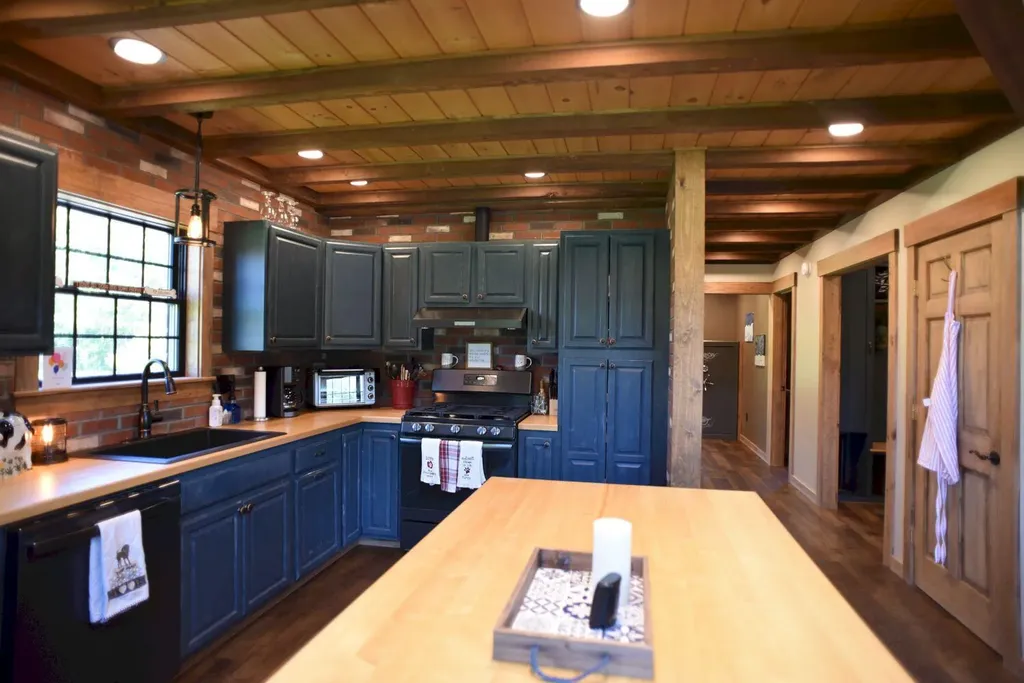 433 Beckwith Road Cornville ME 04976