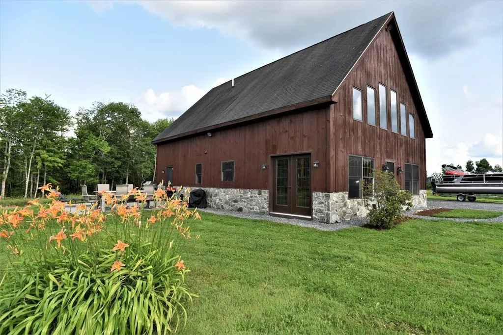 433 Beckwith Road Cornville ME 04976
