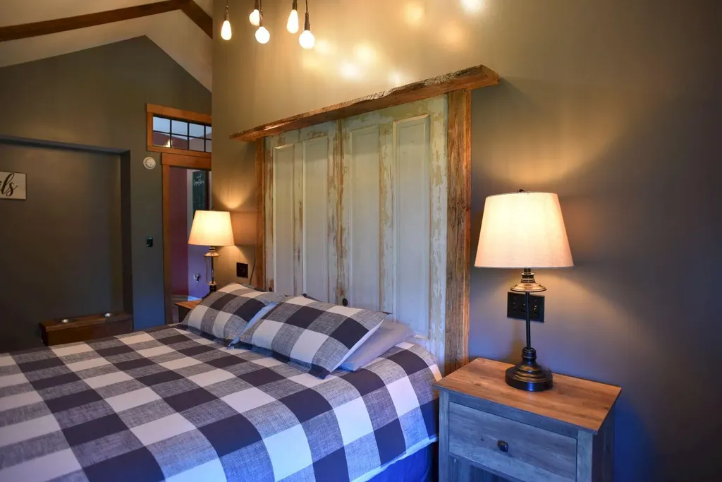 433 Beckwith Road Cornville ME 04976
