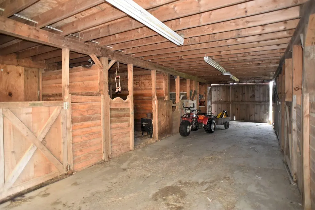 433 Beckwith Road Cornville ME 04976