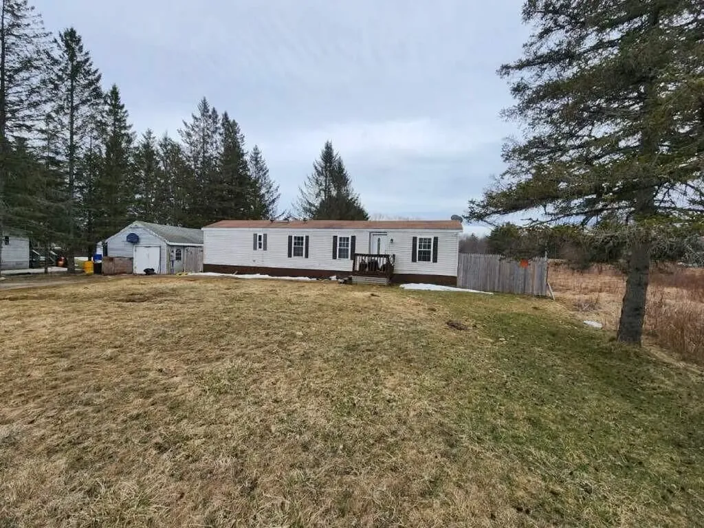 30 Costello Road Gardiner ME 04345