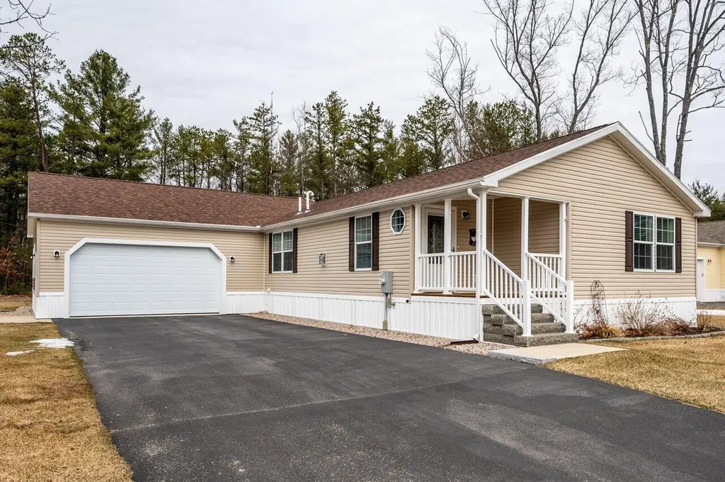 12 Conifer Drive Lyman ME 04002