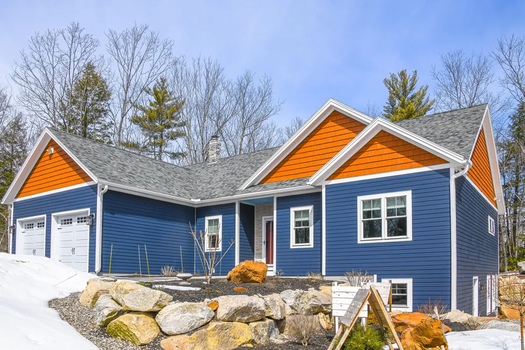 38 Summit Drive Bridgton ME 04009
