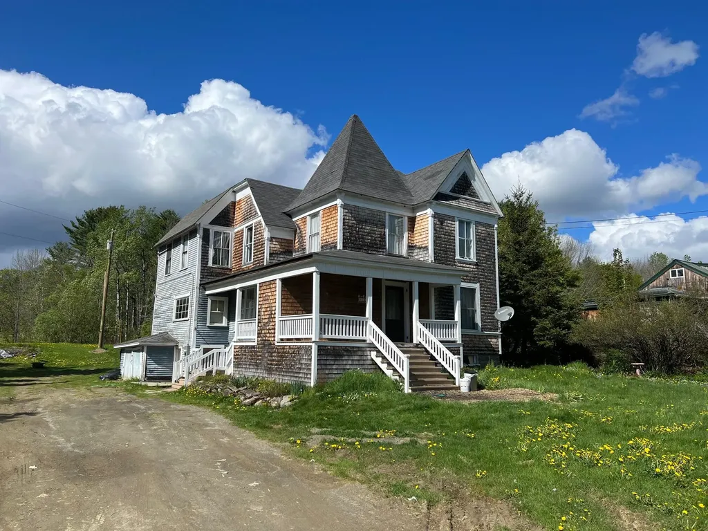 144 Main Street Hill Dexter ME 04930